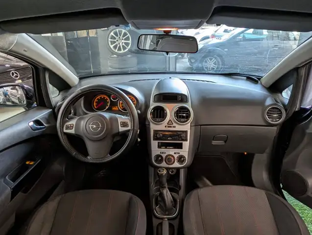 Opel Corsa view 6
