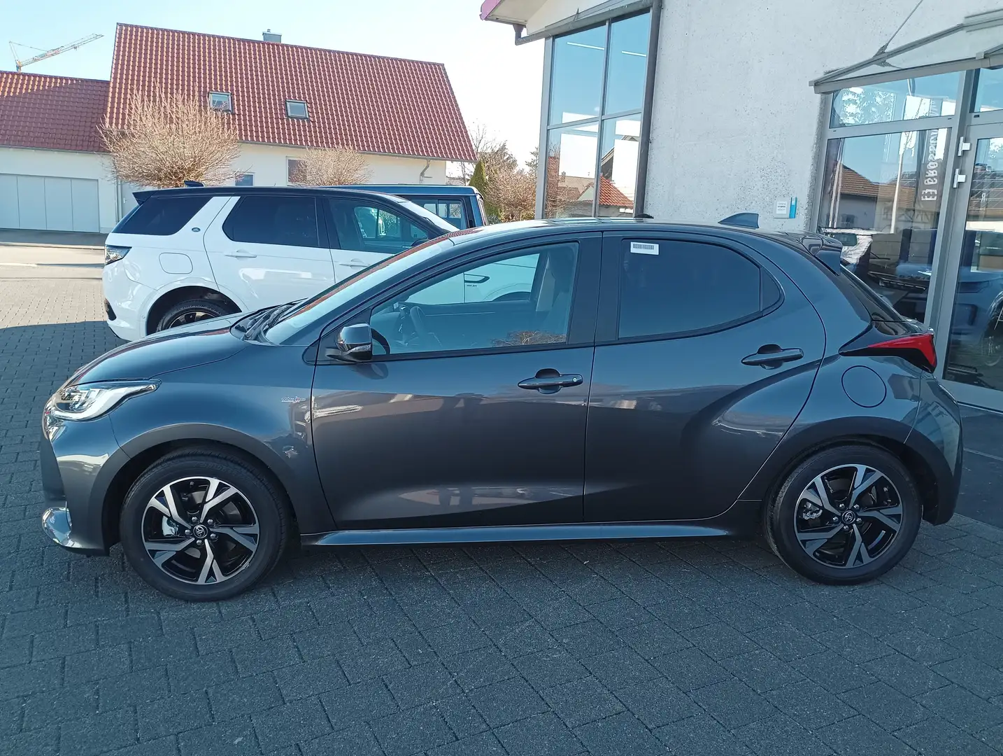 Toyota Yaris Hybrid * Teamplayer * Comfort+Safety-Paket Gris - 2