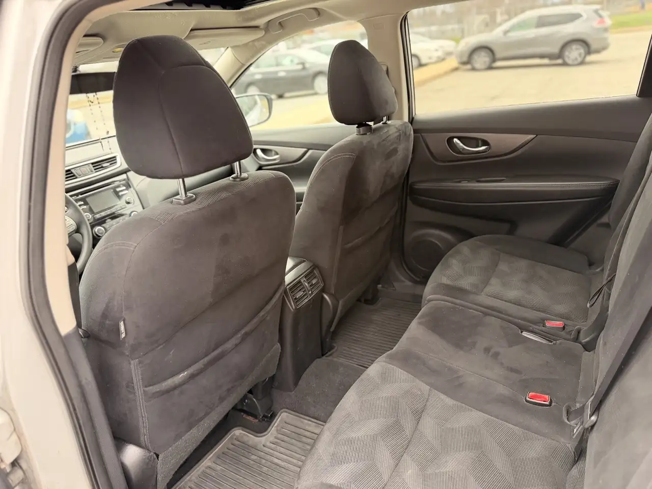Nissan Rogue снимка Nissan Rogue