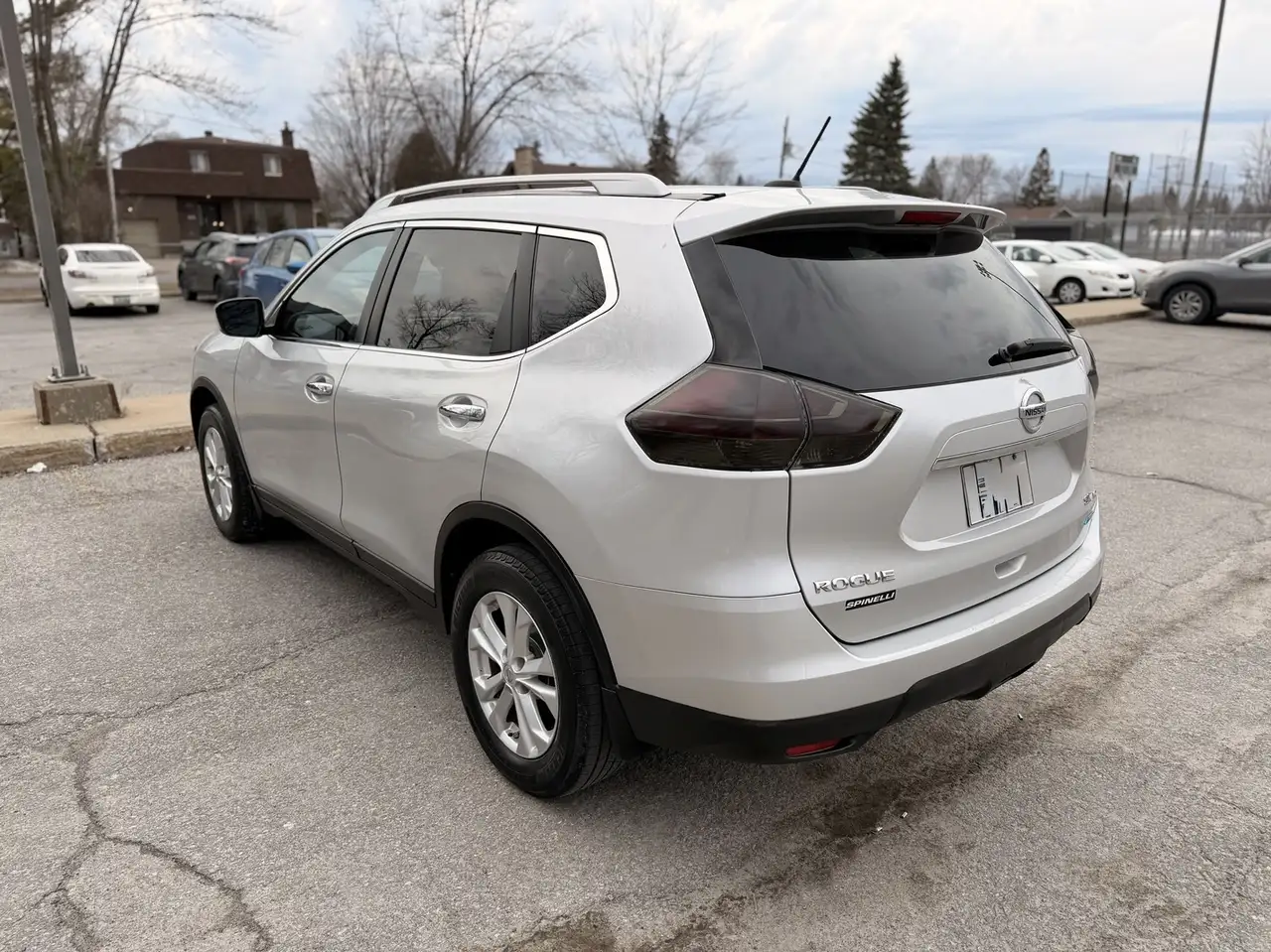 Nissan Rogue снимка Nissan Rogue