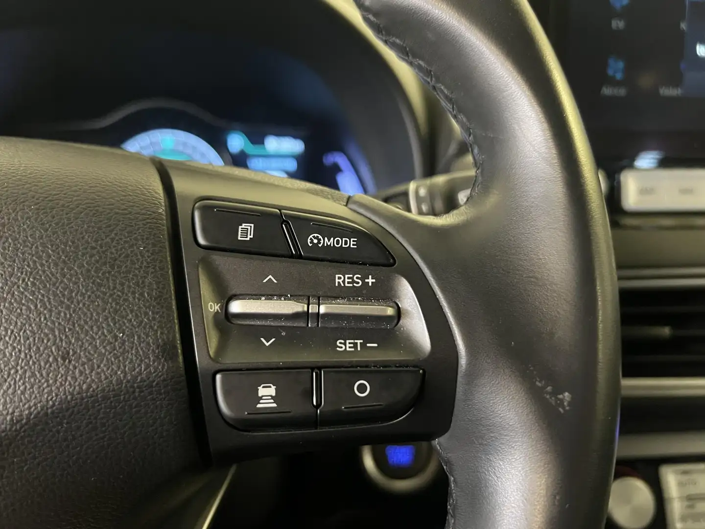 Hyundai KONA EV Fashion 64 kWh | Head-up Display | Cruise Contr Zwart - 2