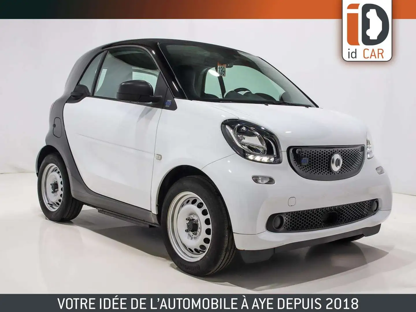 smart forTwo EQ  CUIR CLIM REGU RADAR Blanc - 1