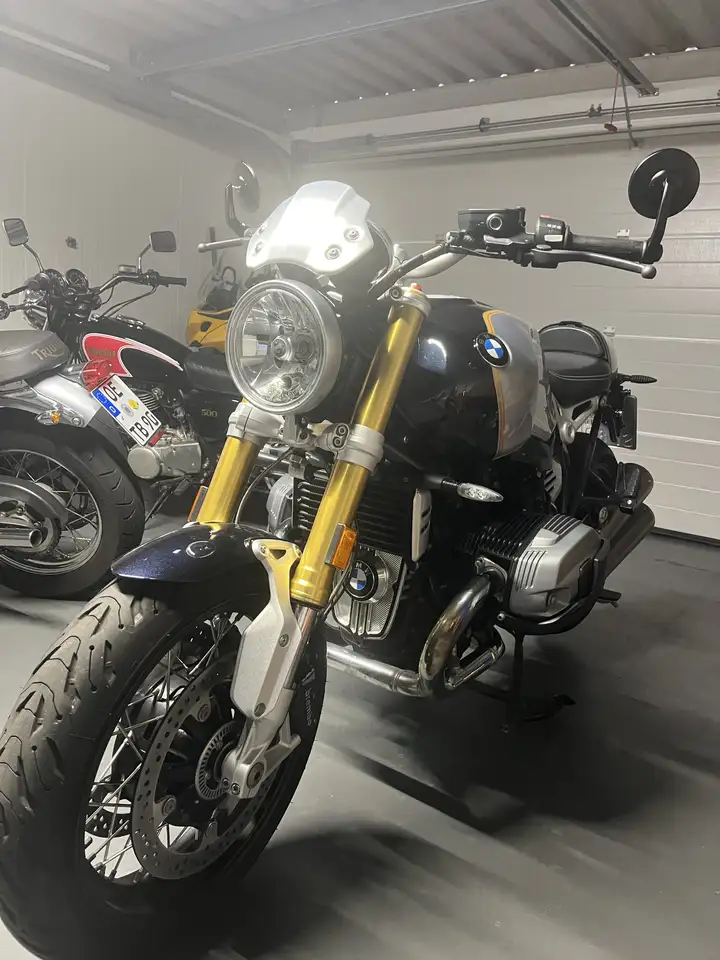 BMW R nineT