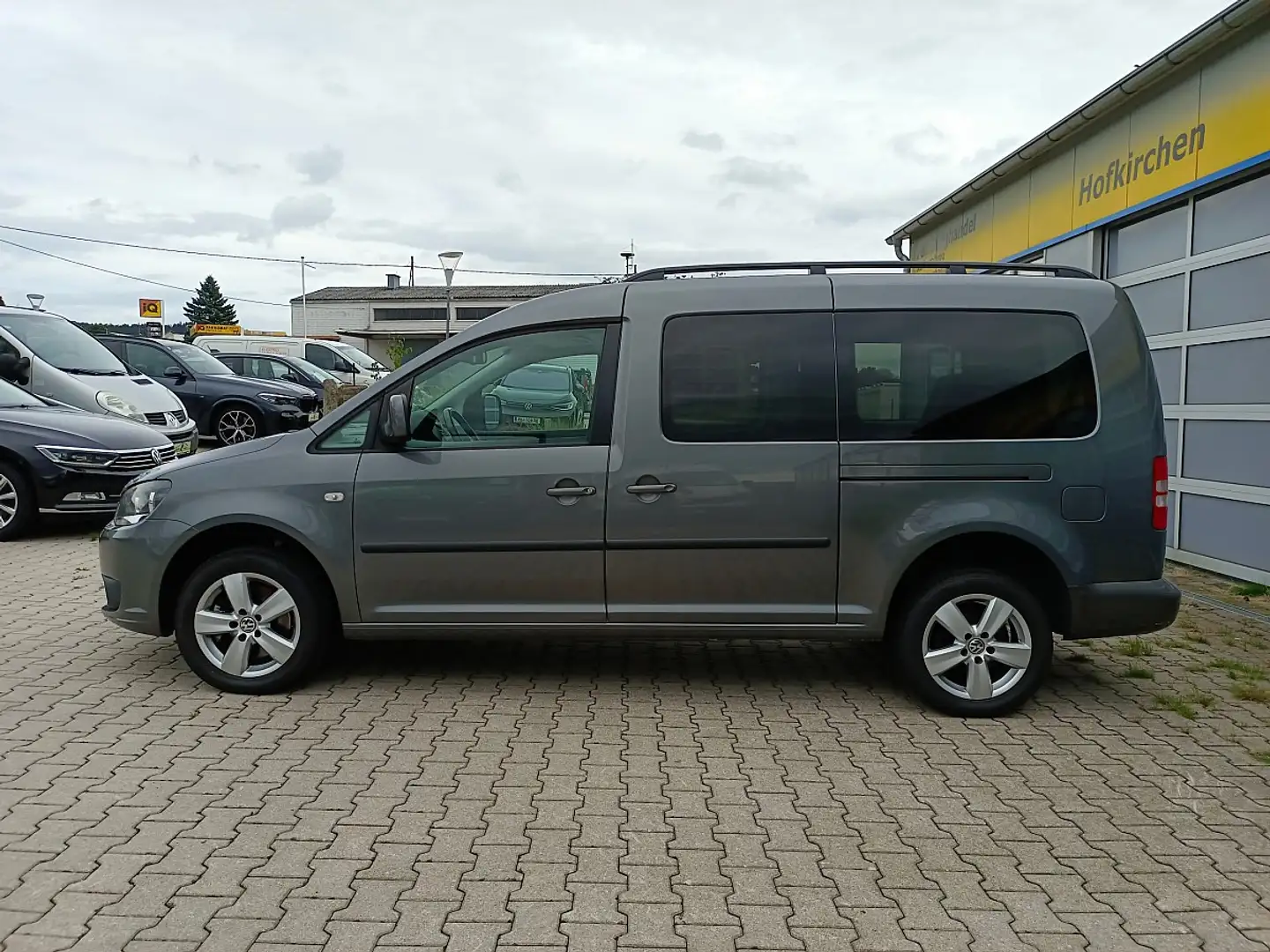 Volkswagen Caddy Kombi Maxi Comfortline 2,0 TDI DPF 4MOTION DSG ... Grijs - 2