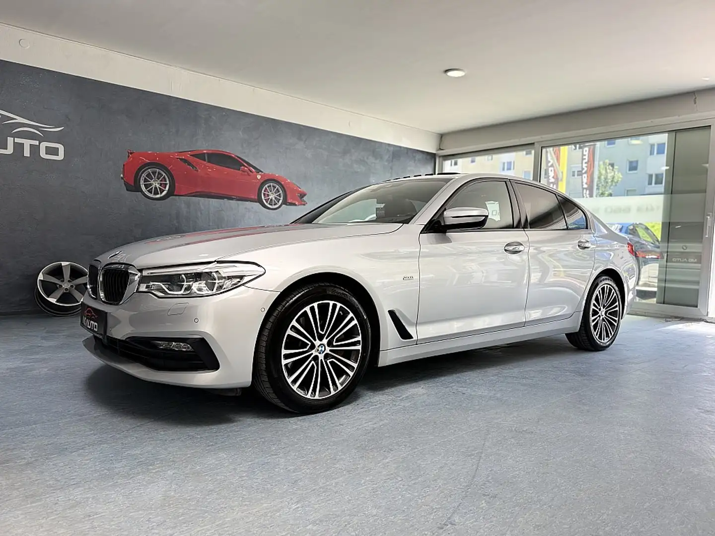 BMW 530 d xDrive Aut. SPORTLINE TOP AUSSTATTUNG Grau - 1