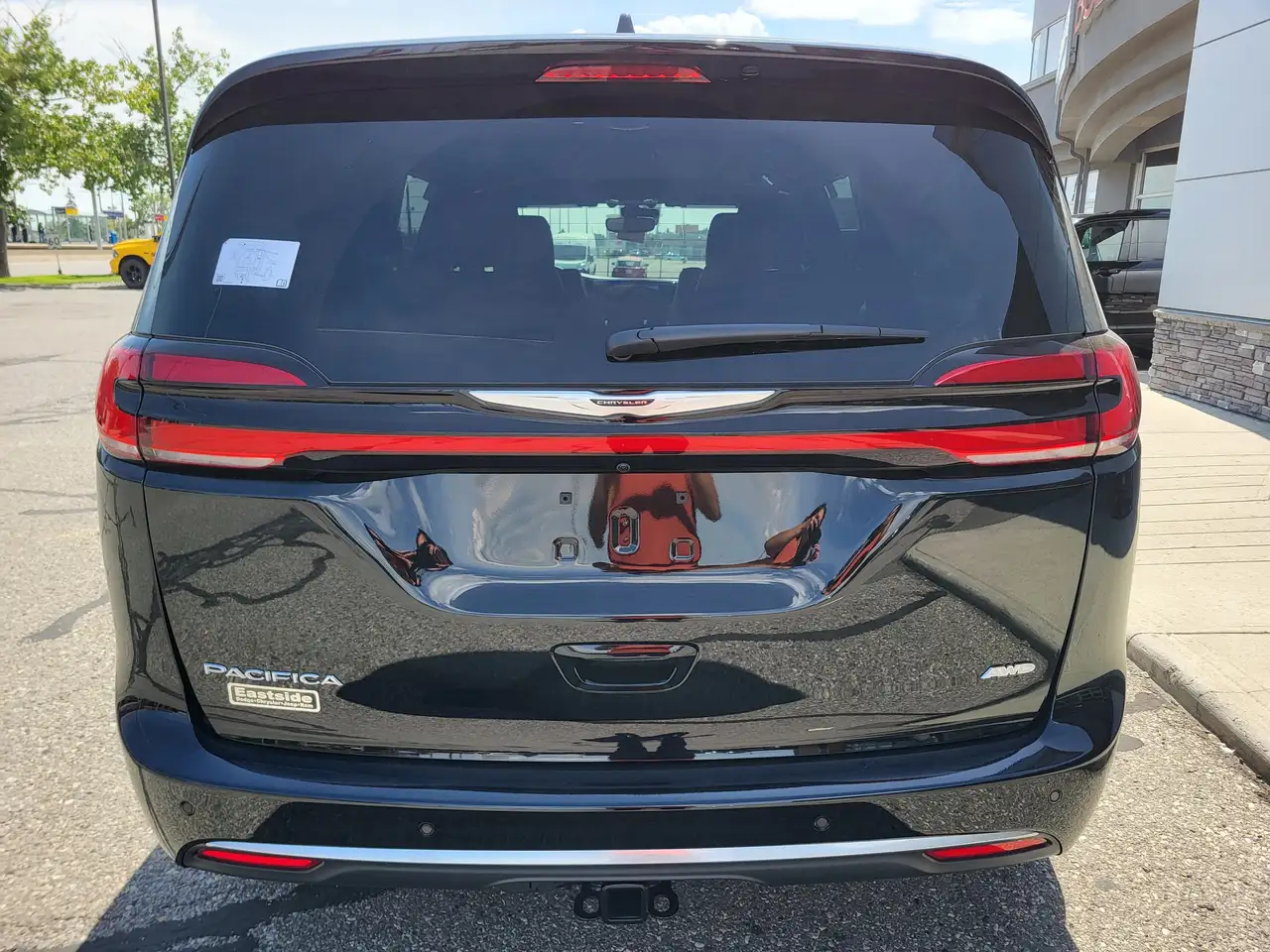 Chrysler Pacifica photo Chrysler Pacifica
