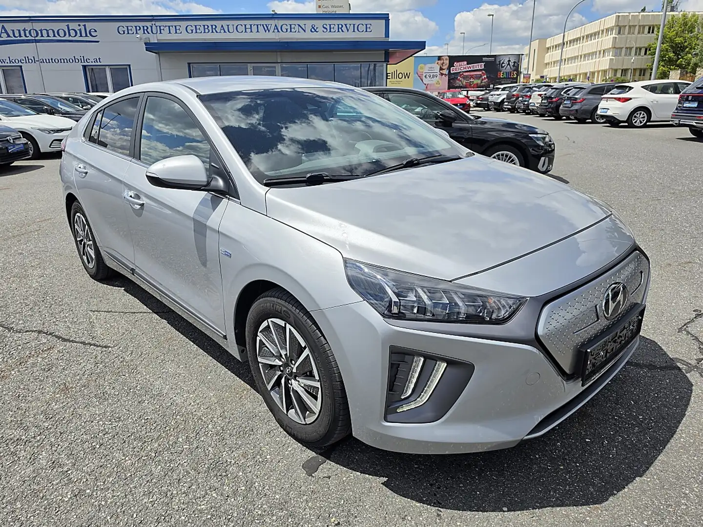Hyundai IONIQ Ioniq Elektro Level 4 Aut. 28kWh Grau - 1