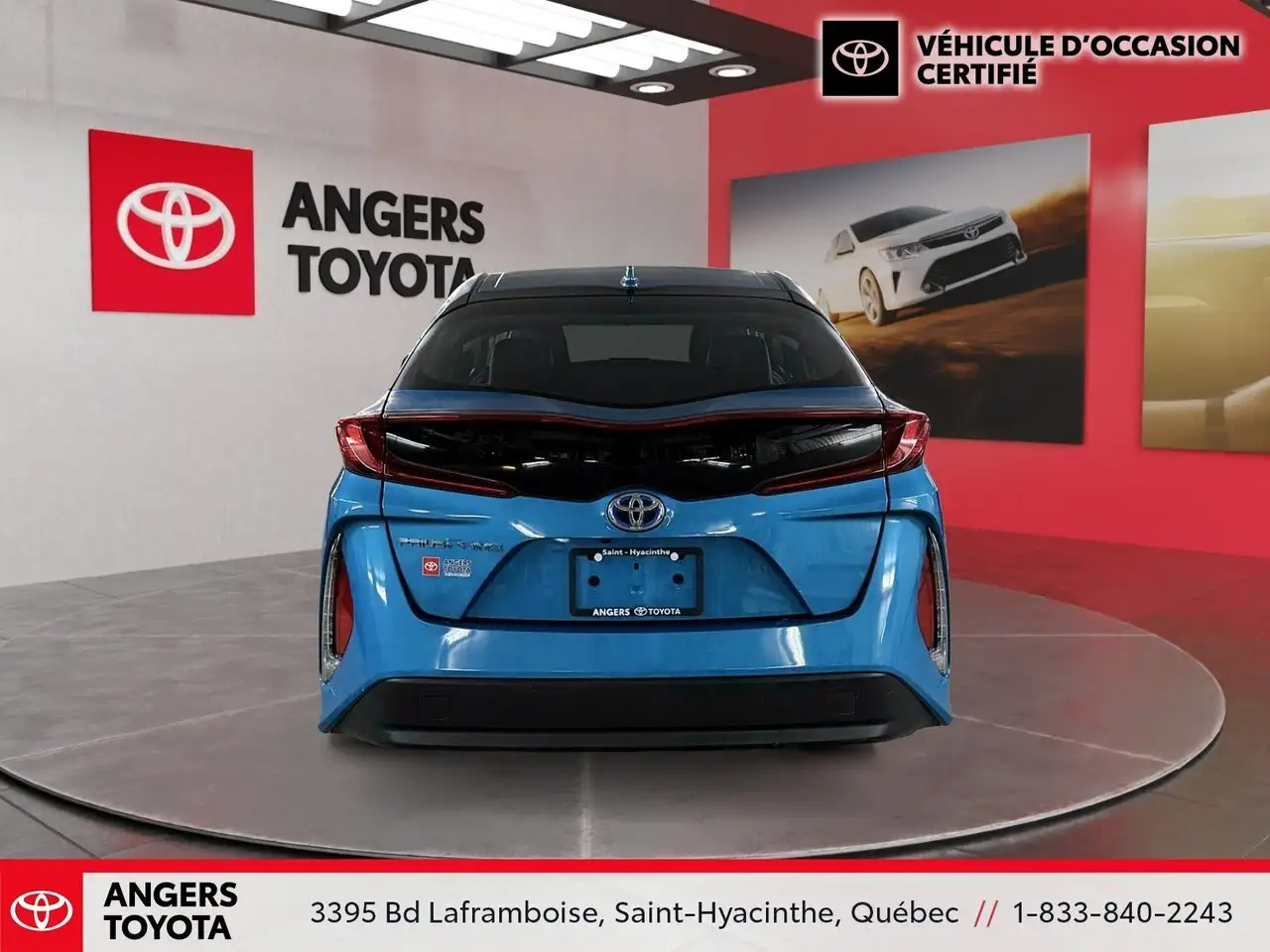 Toyota Prius Prime снимка Toyota Prius Prime
