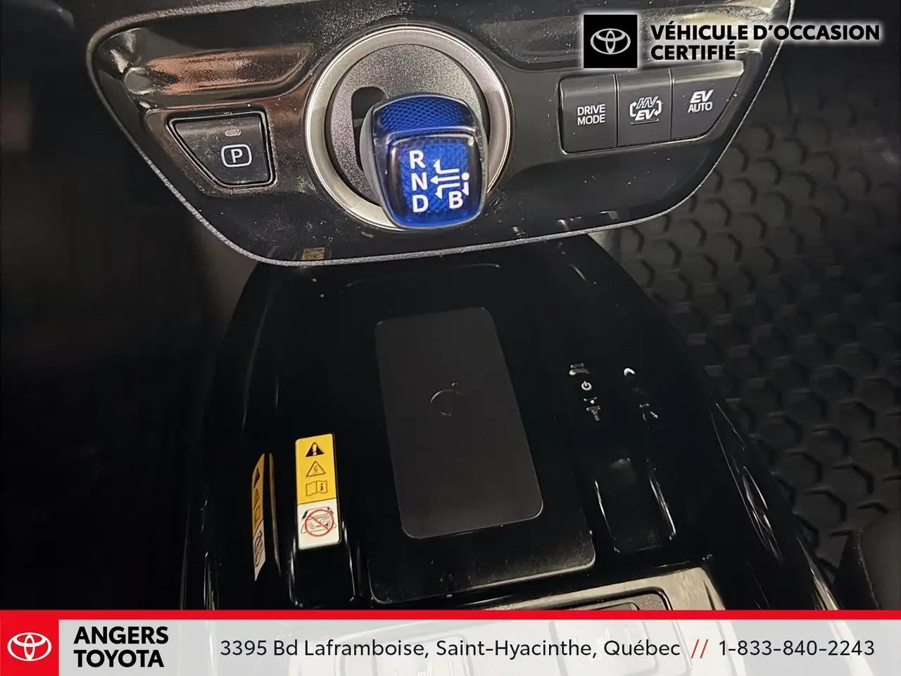 Toyota Prius Prime снимка Toyota Prius Prime