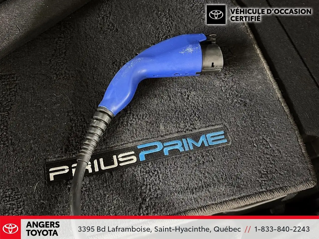 Toyota Prius Prime снимка Toyota Prius Prime