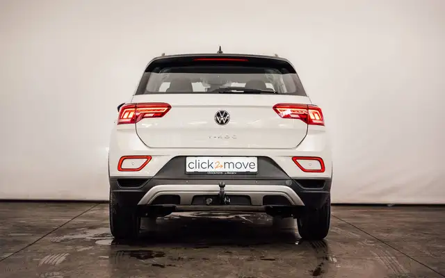 Volkswagen T-Roc view 4