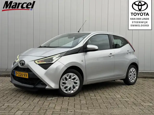 Toyota Aygo 1.0 VVT-i X-Play Apple Carplay Android auto Camera
