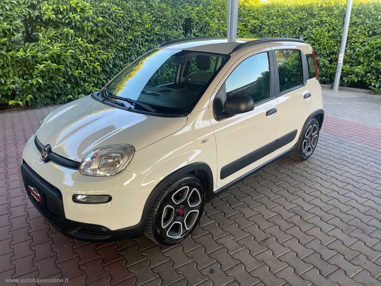 Fiat Panda 1.0 FireFly S&S Hybrid City Life Wit - 2