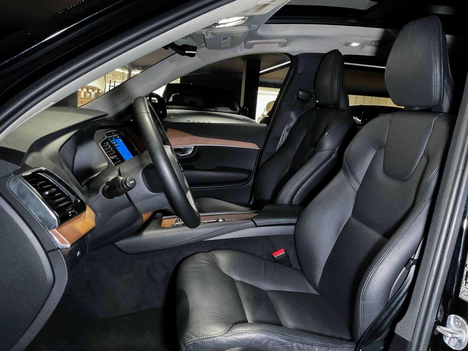 2024 Volvo XC90 Plus Bright Theme | 3rd Row Seating | Sunroof | Na thumb 11