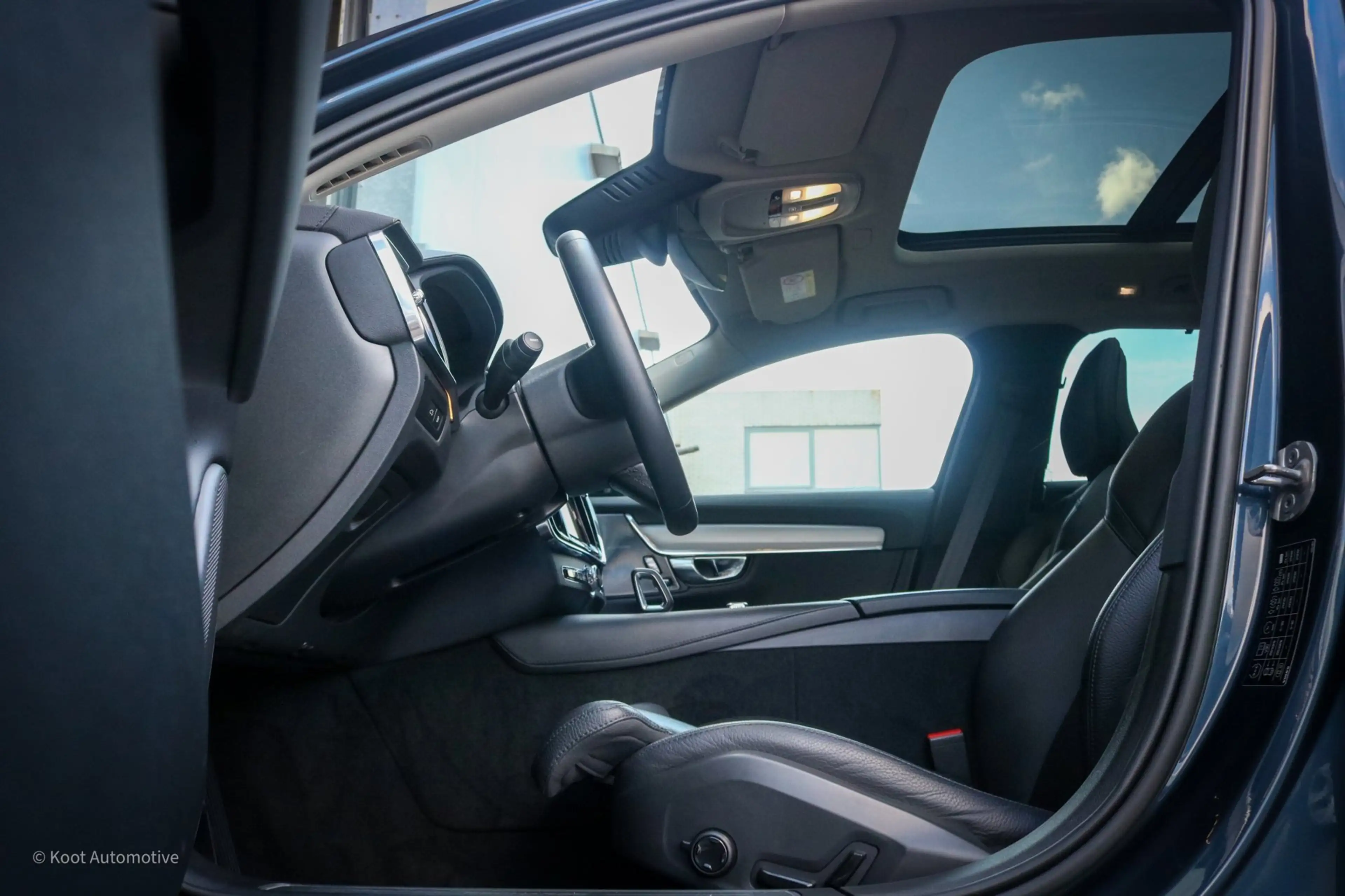 Volvo V90 Volvo V90 T8 Recharge AWD Ultimate Dark | 455 PK | — photo 26