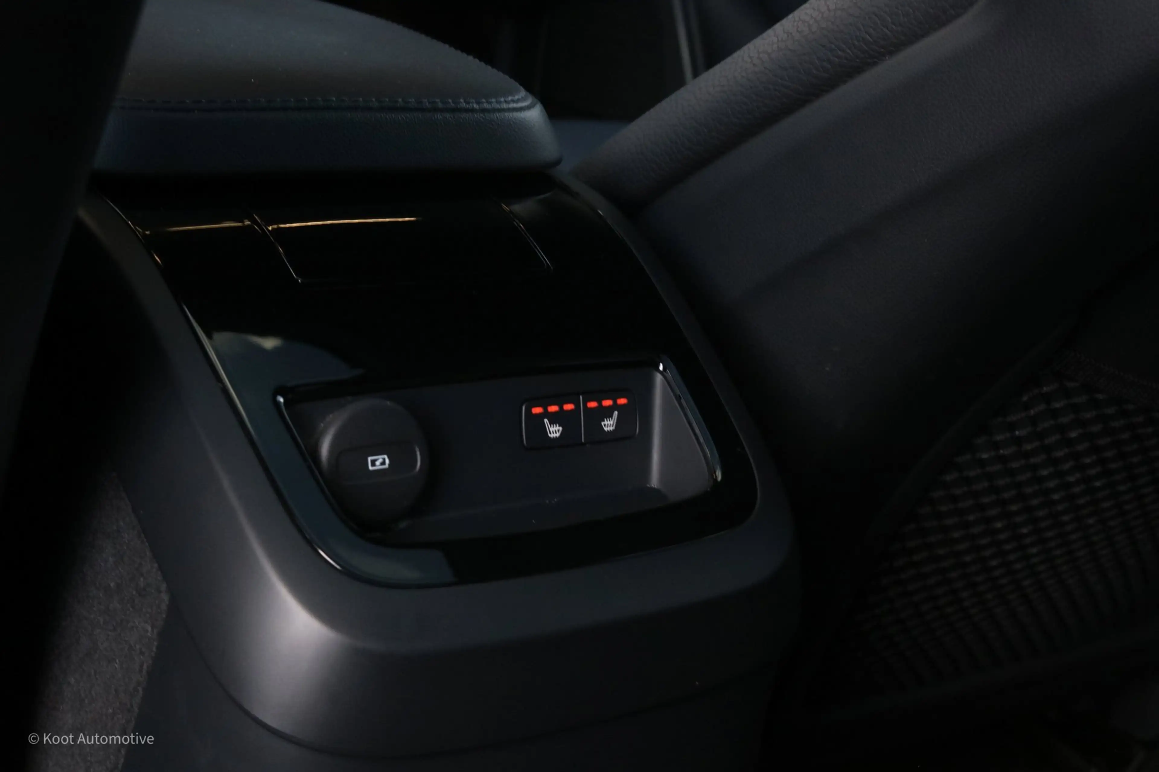Volvo V90 Volvo V90 T8 Recharge AWD Ultimate Dark | 455 PK | — photo 33