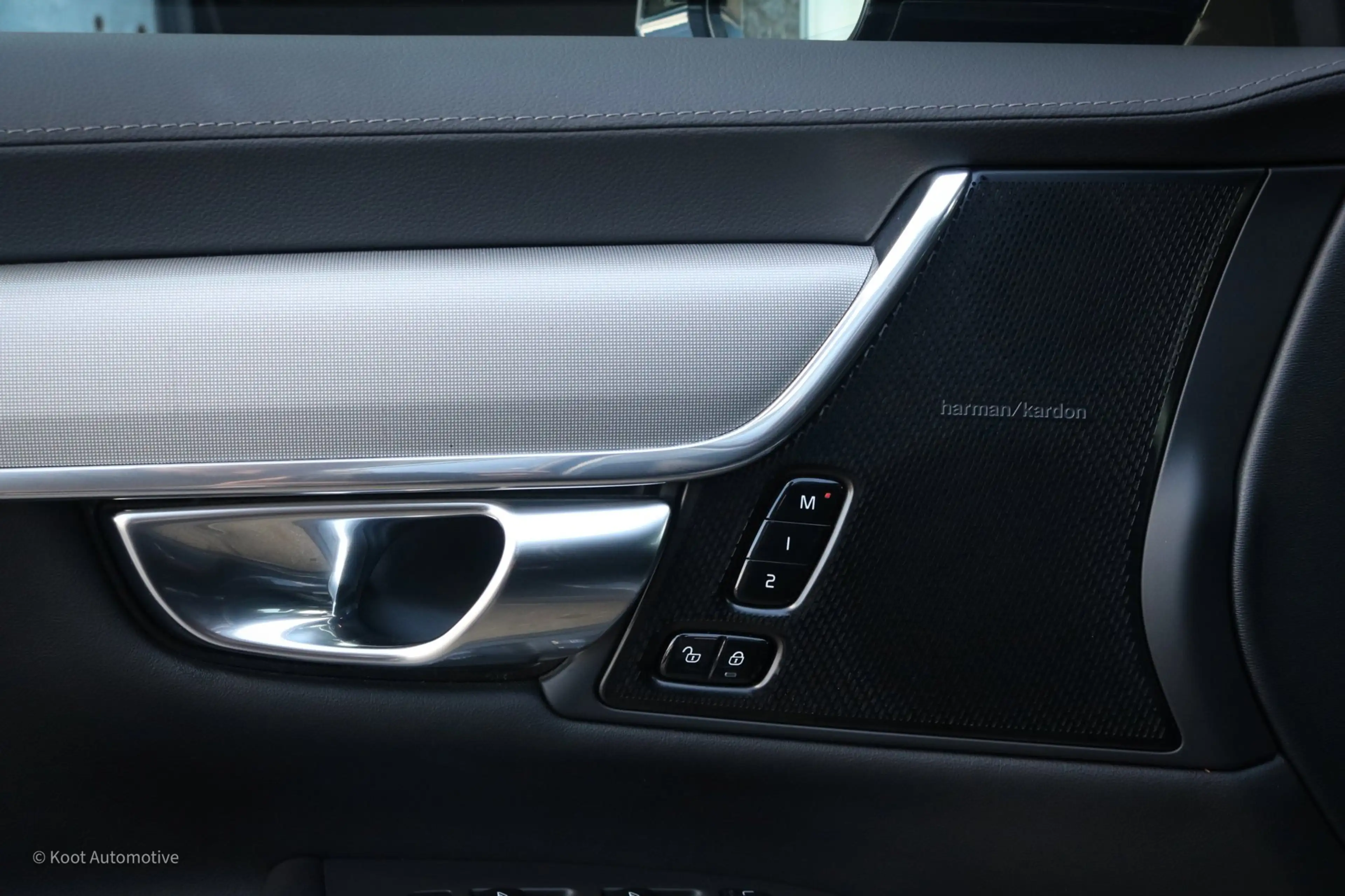 Volvo V90 Volvo V90 T8 Recharge AWD Ultimate Dark | 455 PK | — photo 28