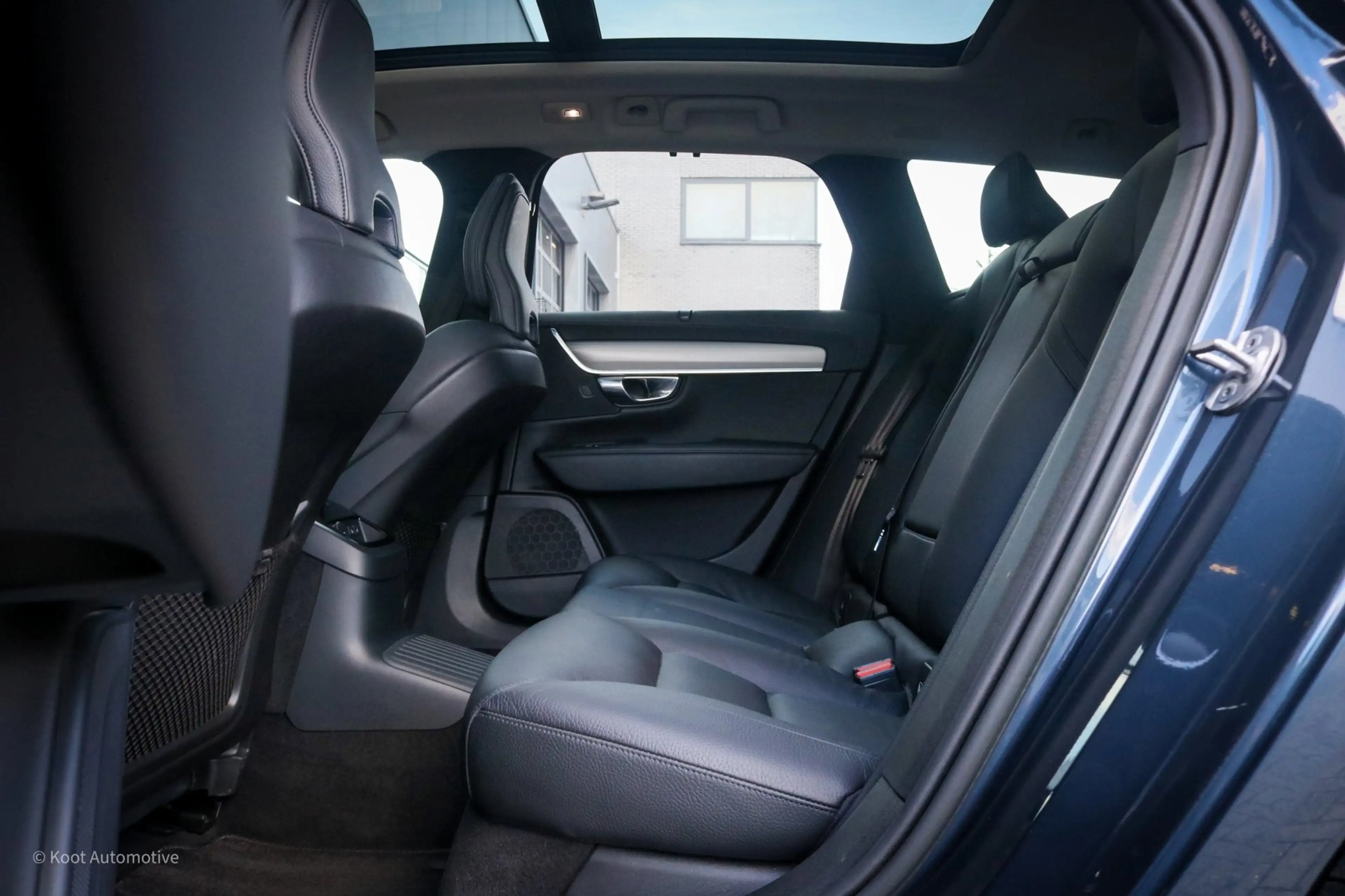 Volvo V90 Volvo V90 T8 Recharge AWD Ultimate Dark | 455 PK | — photo 32