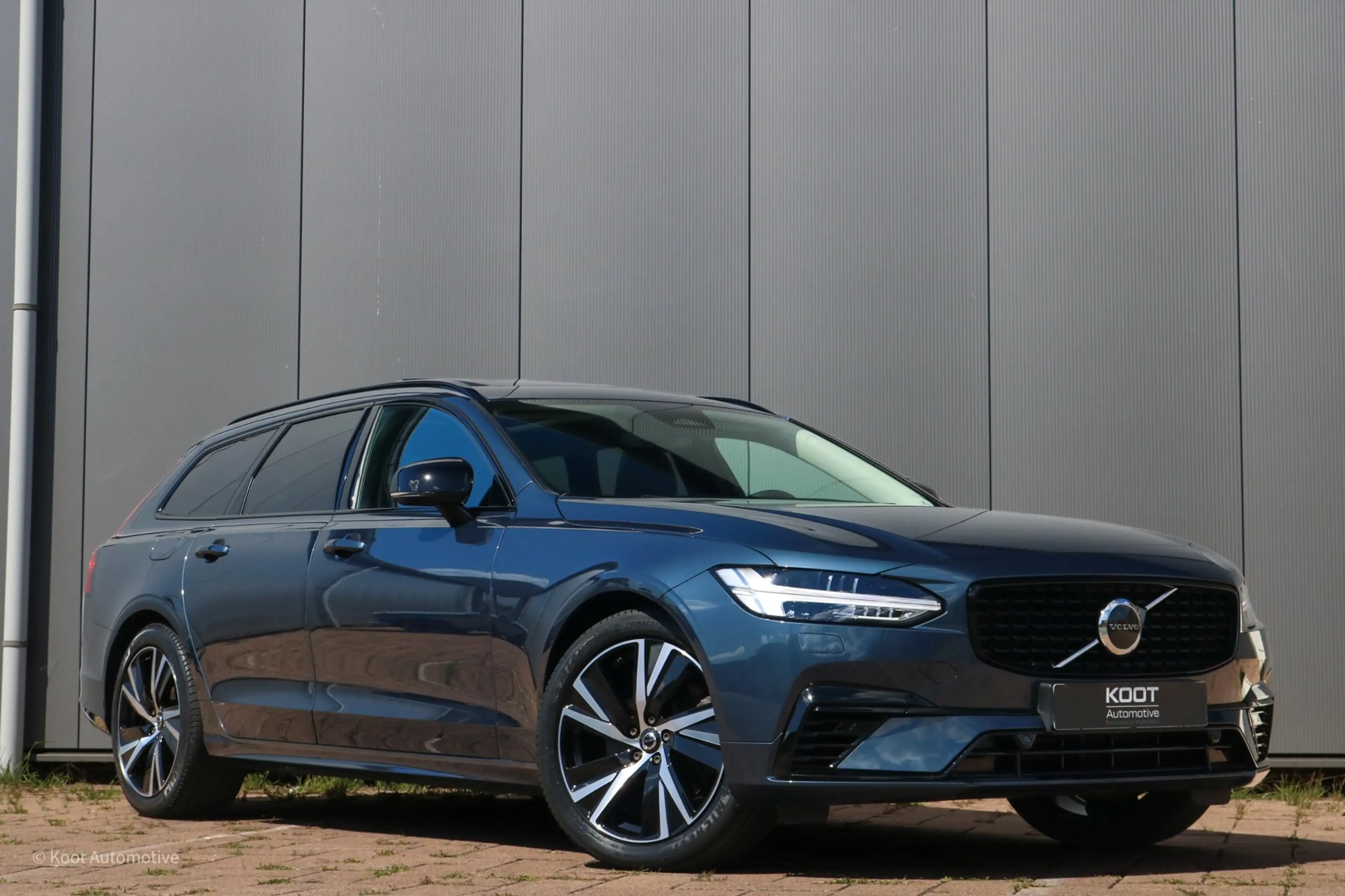 Volvo V90 Volvo V90 T8 Recharge AWD Ultimate Dark | 455 PK | — photo 5