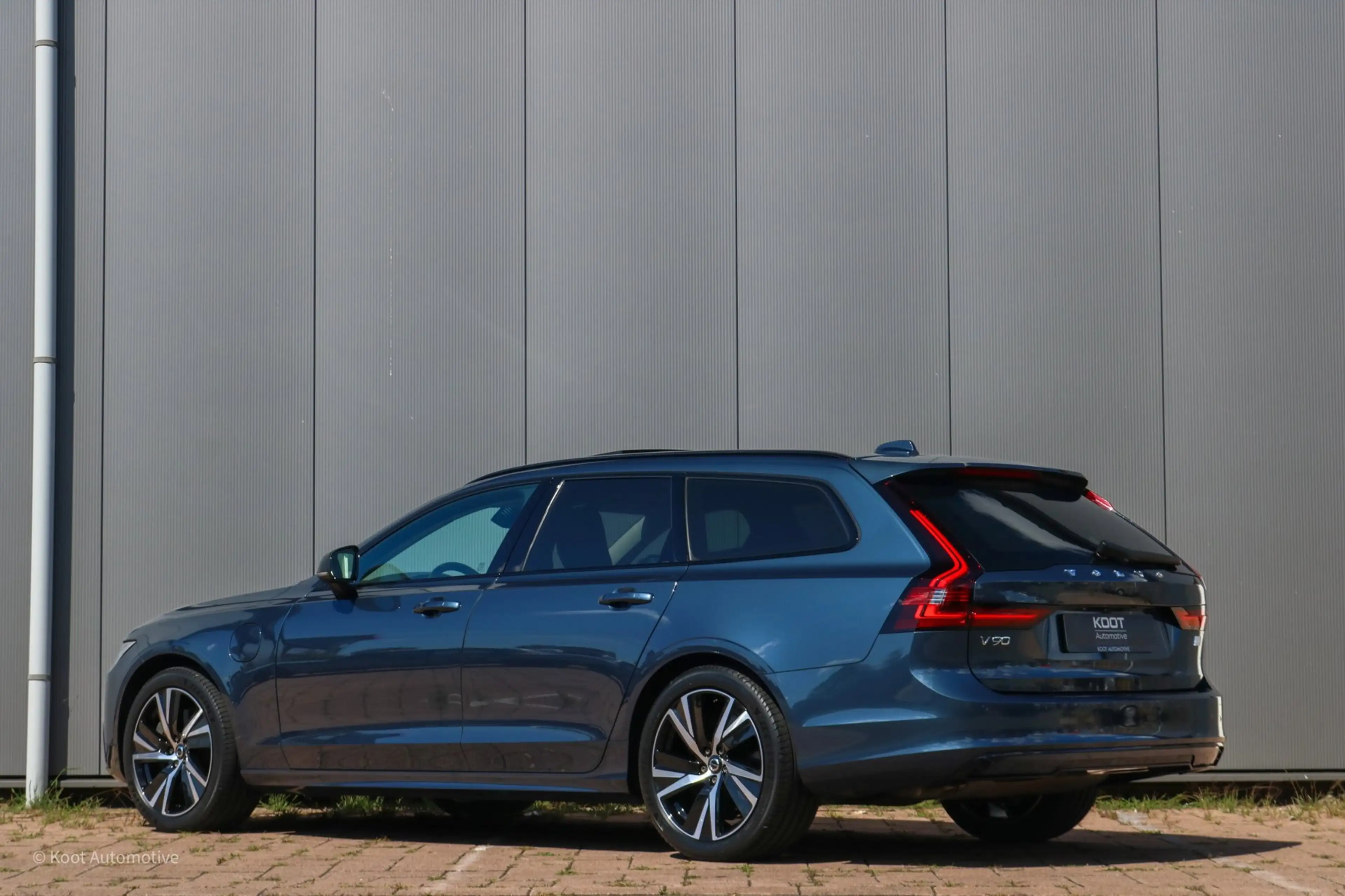 Volvo V90 Volvo V90 T8 Recharge AWD Ultimate Dark | 455 PK | — photo 14
