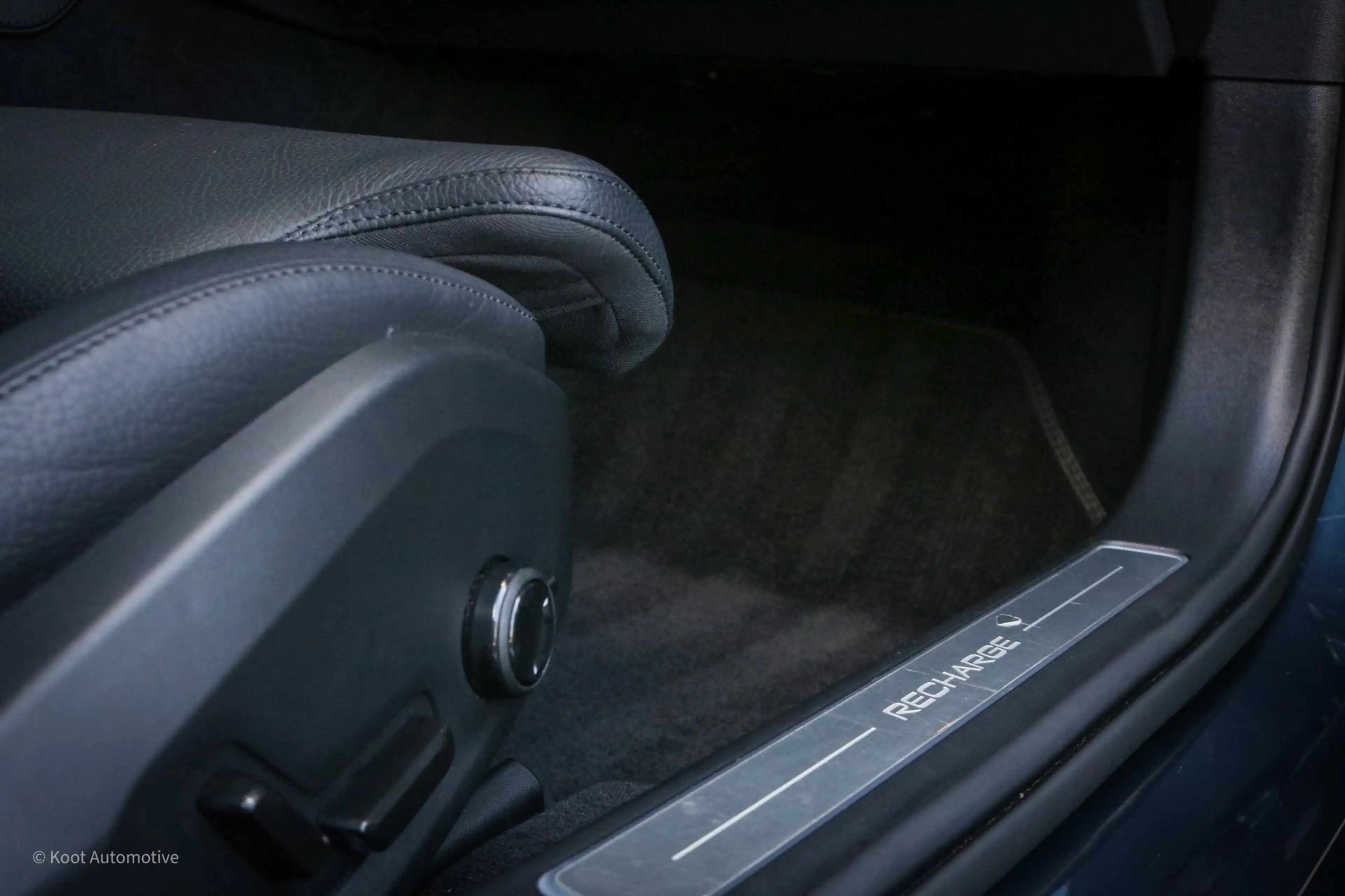 Volvo V90 Volvo V90 T8 Recharge AWD Ultimate Dark | 455 PK | — photo 39