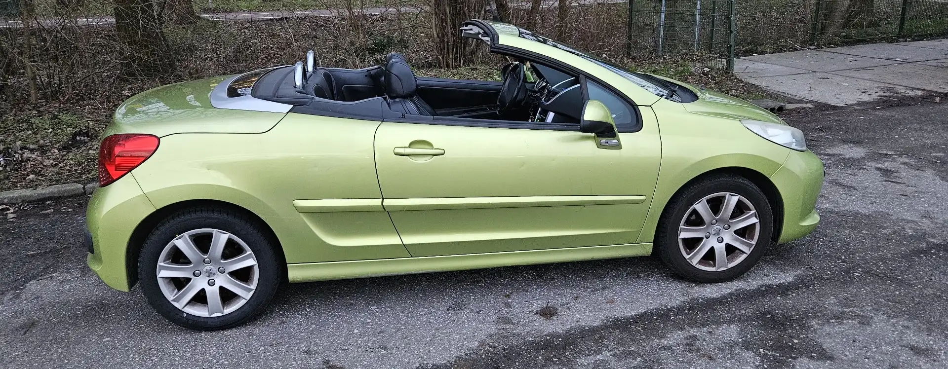 Peugeot 207 1.6 VTi Zelená - 1