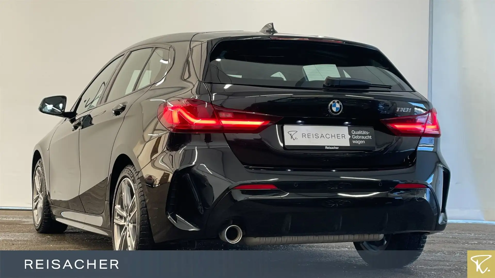 BMW 118 i M-Sport LCPro PDC LED SHZ DAB KlimaA 17" LM Schwarz - 2