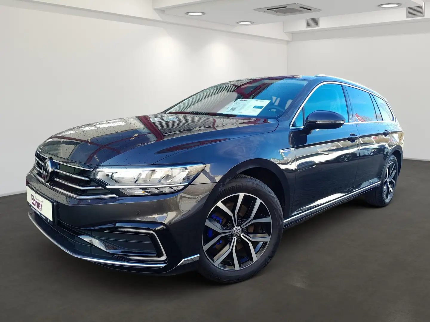 Volkswagen Passat Variant GTE PHEV DSG ERGO+LEDER+KEYLESS+KAMERA+LED+NAVI+AP Grau - 2