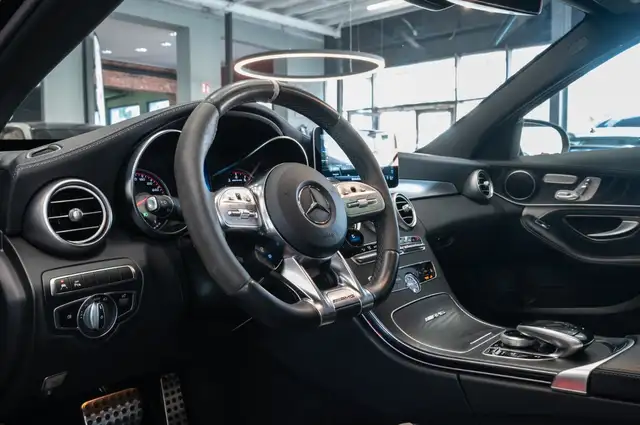 Mercedes-Benz C 63 Amg view 11