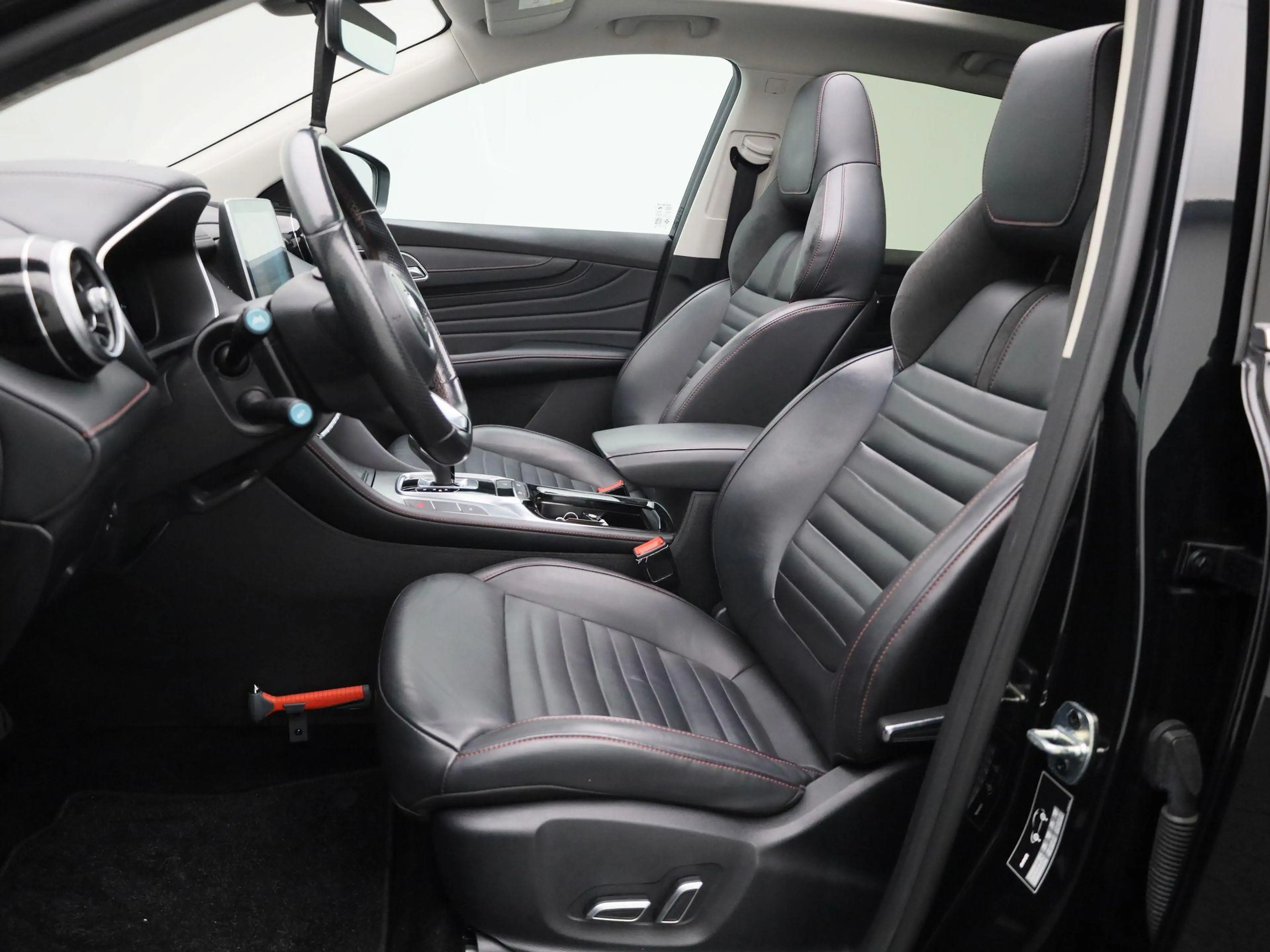 MG EHS 1.5 TGDI PHEV Aut. Luxury | Panoramadak | Navi | 3 — photo 9