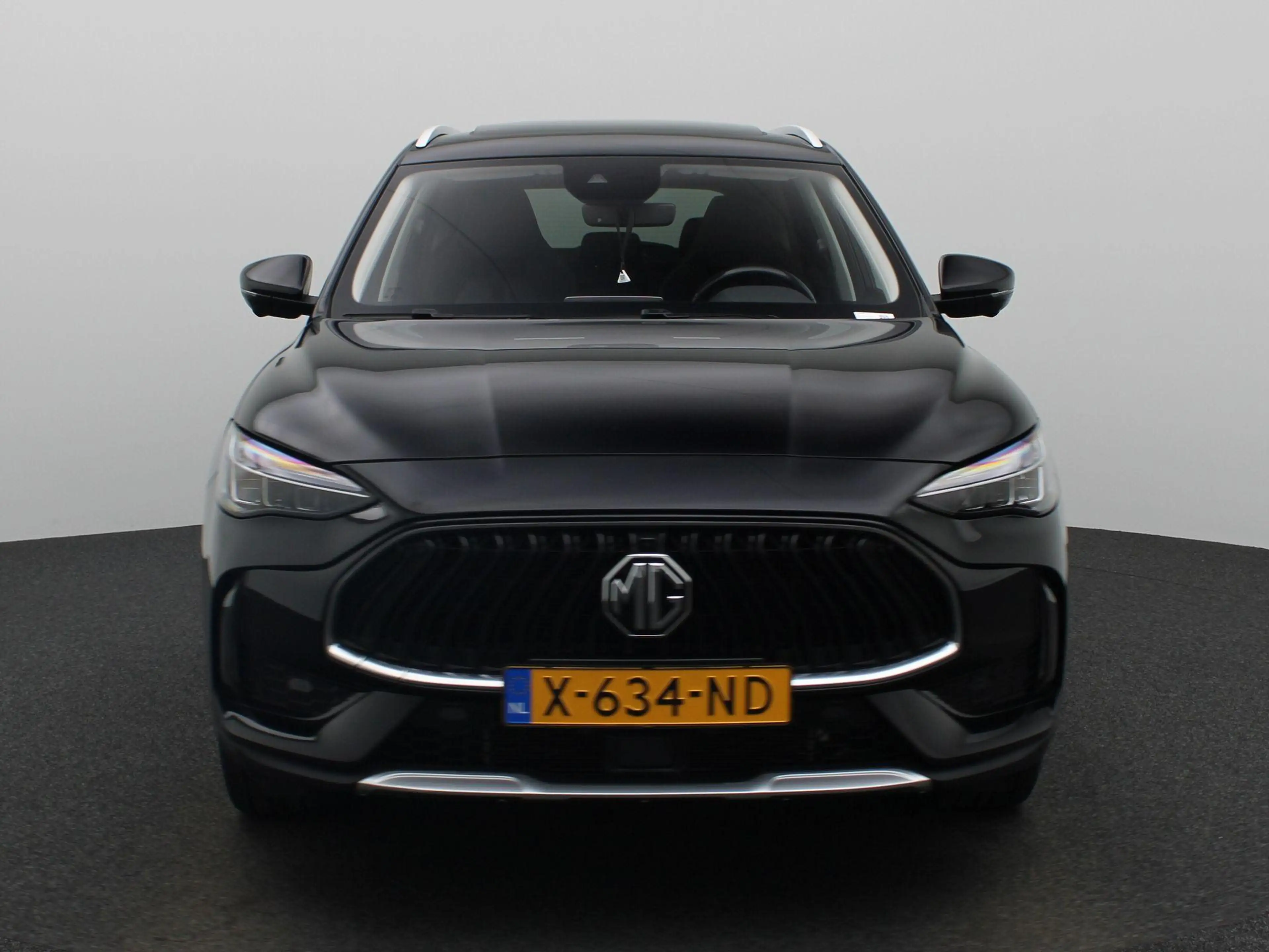 MG EHS 1.5 TGDI PHEV Aut. Luxury | Panoramadak | Navi | 3 — photo 3