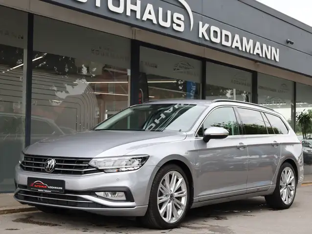 Volkswagen Passat view 6
