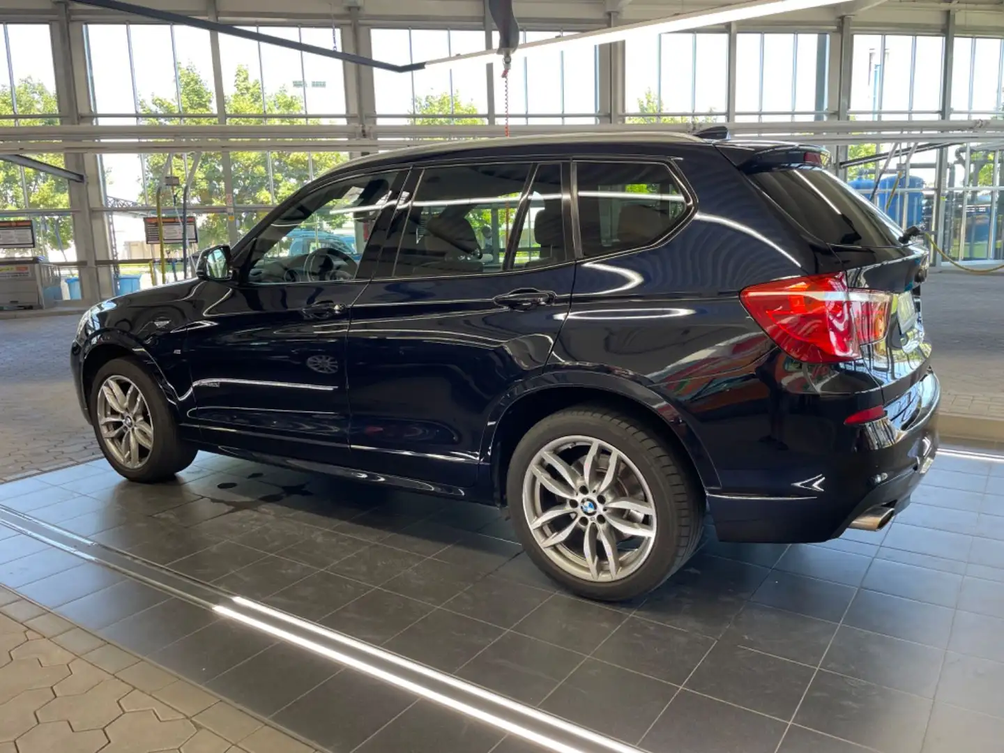 BMW X3 Baureihe X3 xDrive M-Paket ( M-Technik Paket) Schwarz - 1