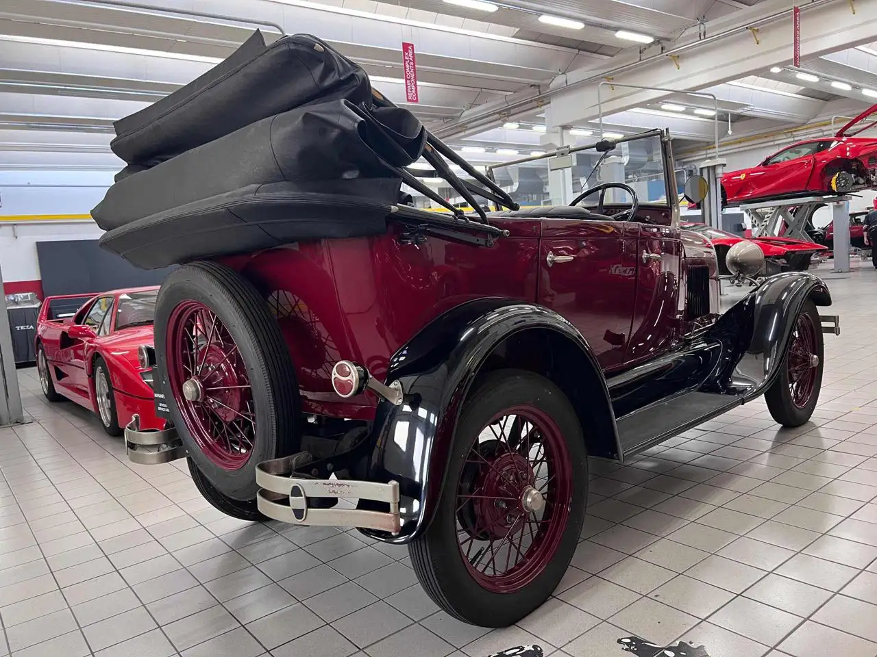 Ford Model A Pheaton Cabriolet, foto 4