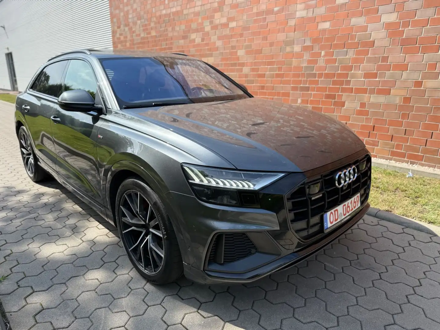 Audi Q8 50TDI-S.LINE-B&O-PANO-ACC-LUFT-LED-22"-APP Gris - 1