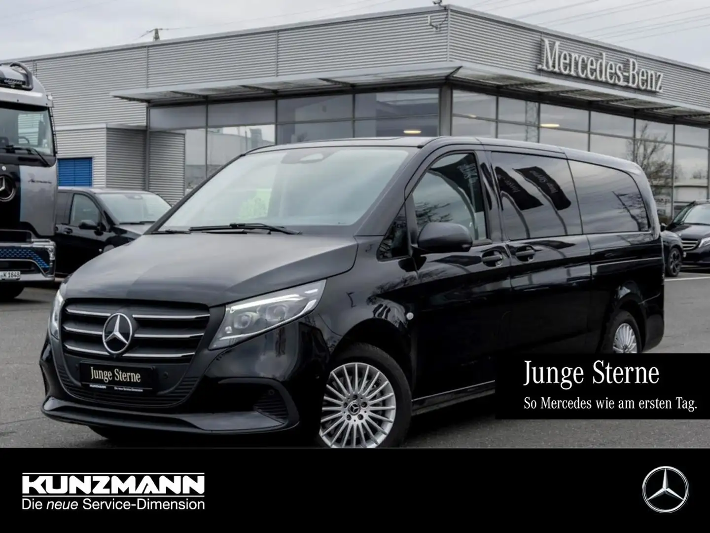 Mercedes-Benz Vito 119 CDI 4x4 Tourer SELECT Extralang Navi AHK Schwarz - 1