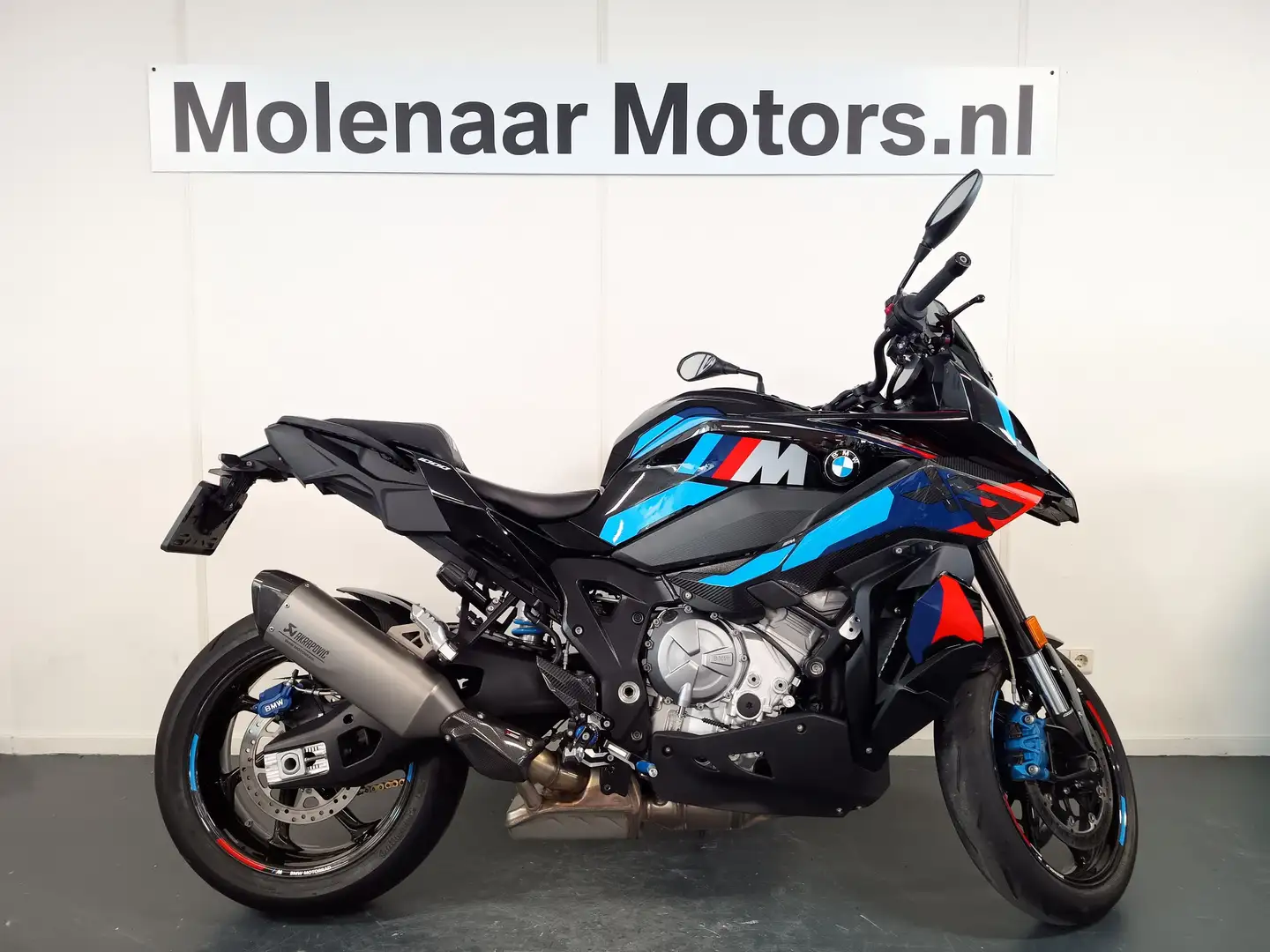 BMW M 1000 XR Zwart - 1