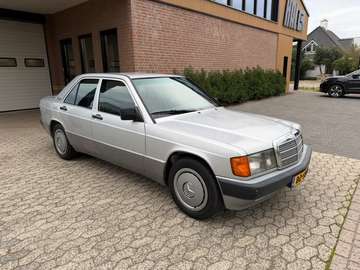E 1.8 AUTOMAAT cruise control 3e eigenaar