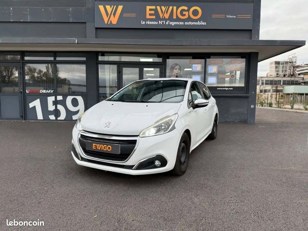 Peugeot 208 80ch urban soul distribution faite