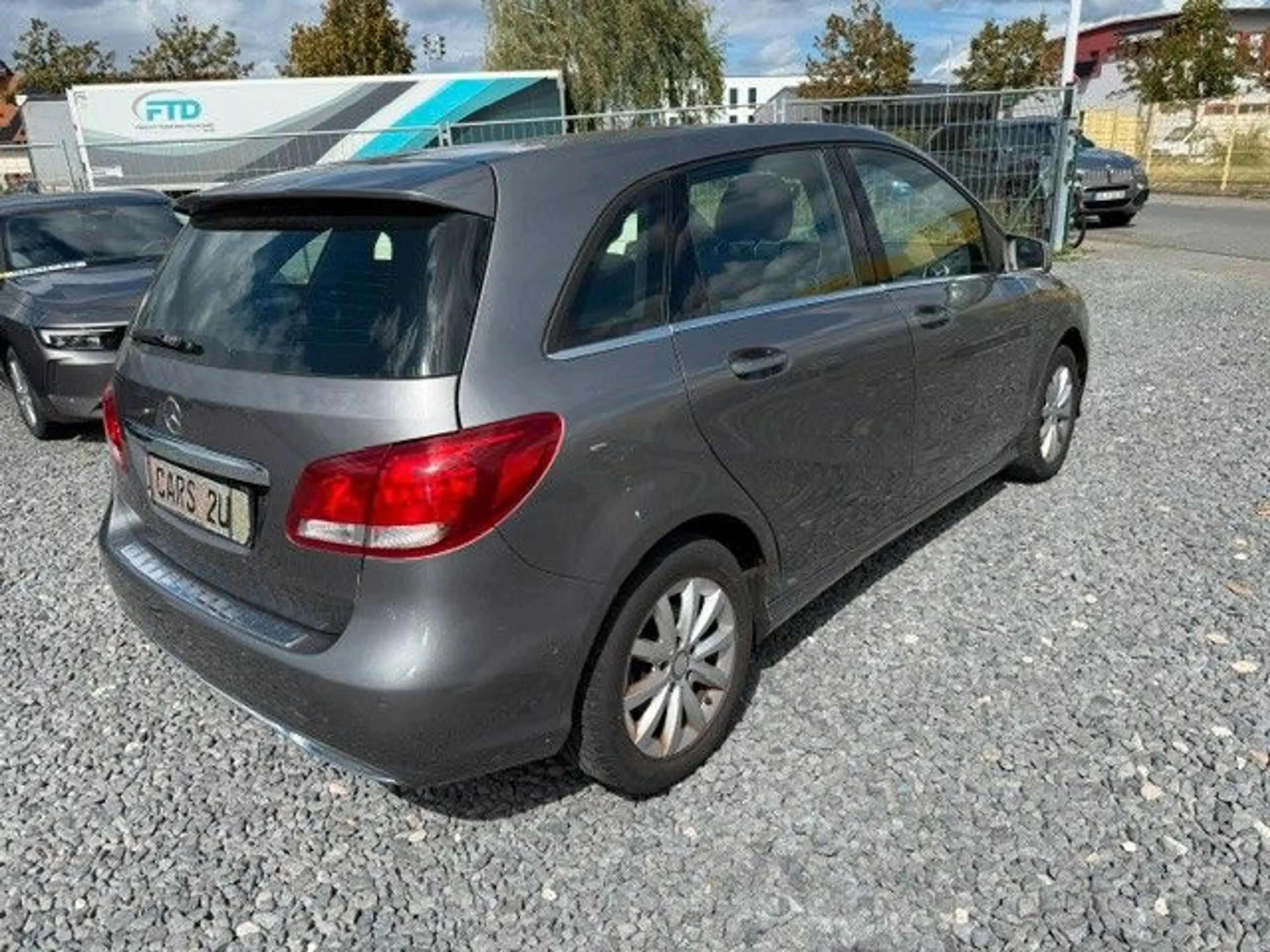 Mercedes-Benz B 180 CDI / d 7G-DCT — photo 8