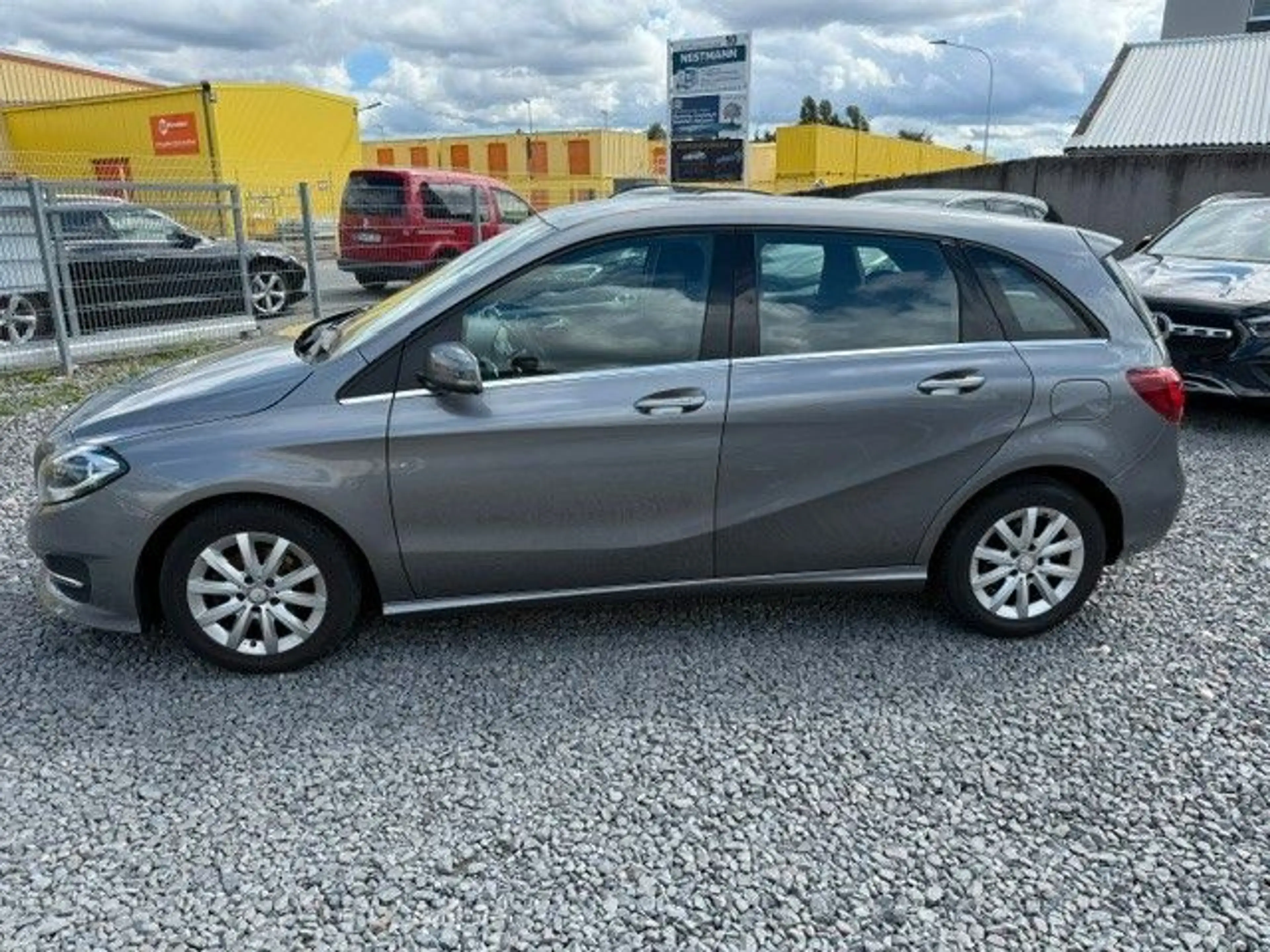Mercedes-Benz B 180 CDI / d 7G-DCT — photo 5