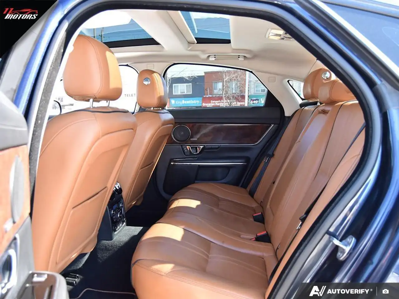 Jaguar XJ снимка Jaguar XJ