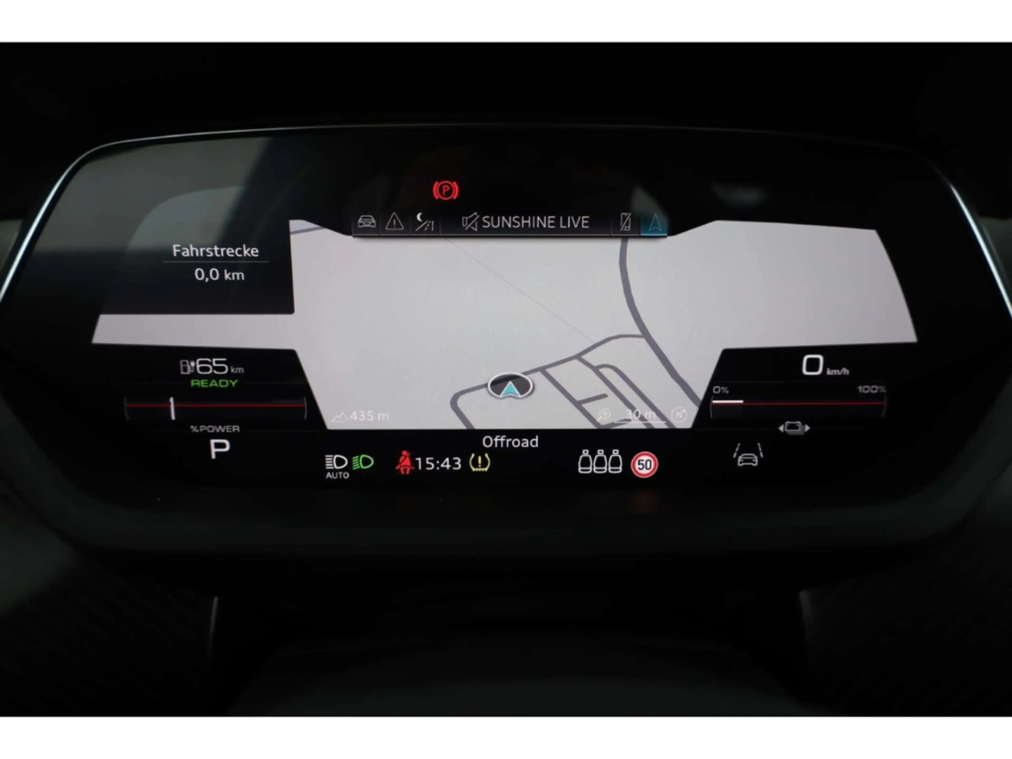 Audi e-tron — photo 13