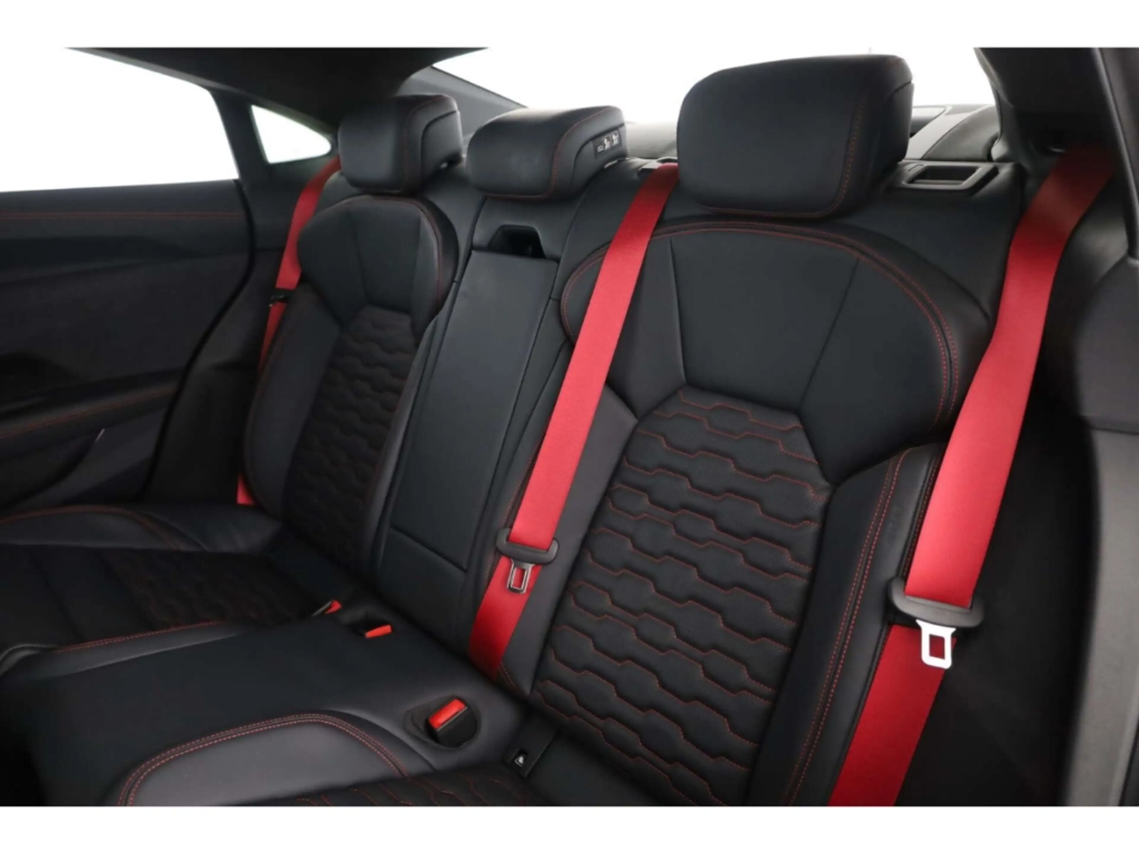 Audi e-tron — photo 11