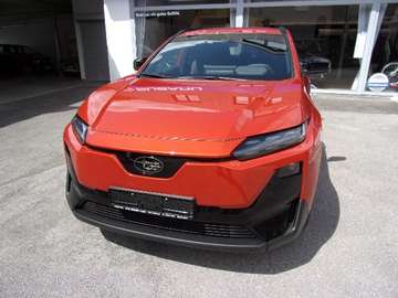 Uncharted 77 AWD Platinum