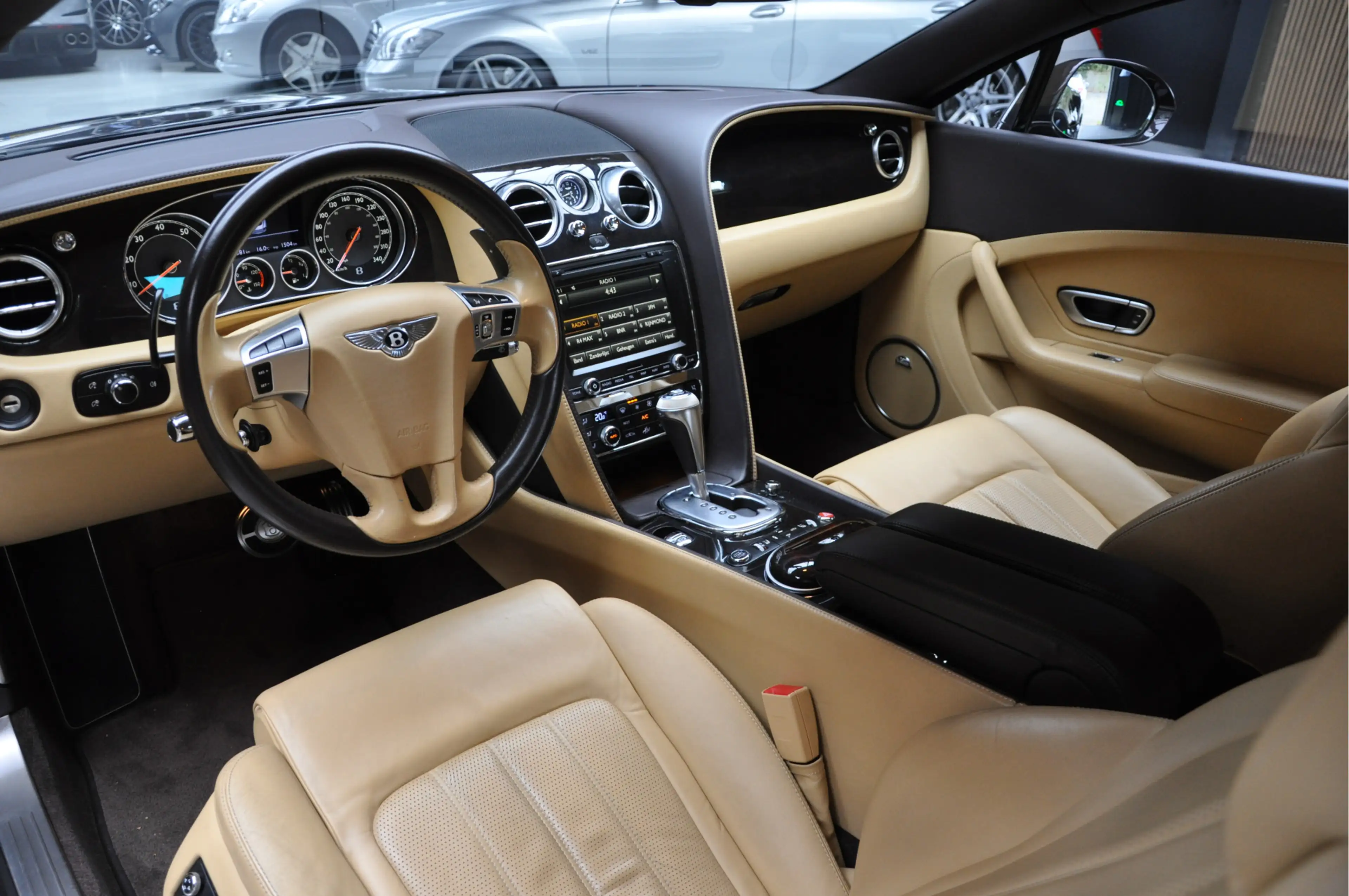 Bentley Continental GT 6.0 W12 Massage Softclose Standkachel Naim Keyless — photo 9