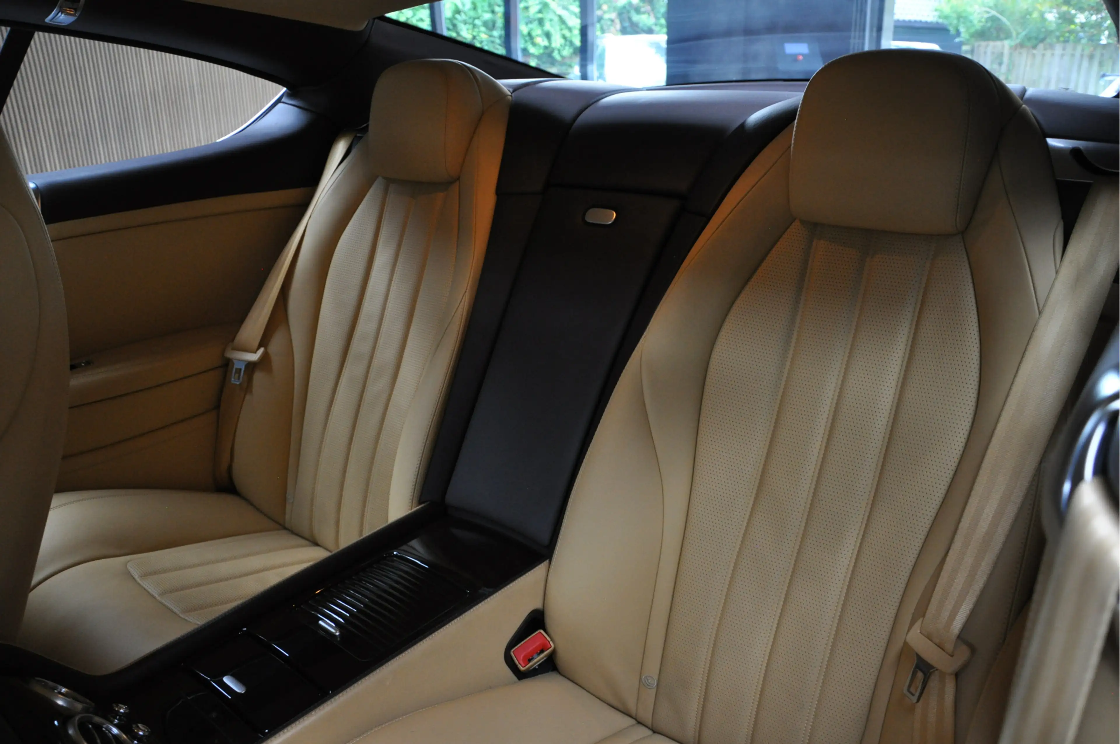 Bentley Continental GT 6.0 W12 Massage Softclose Standkachel Naim Keyless — photo 11