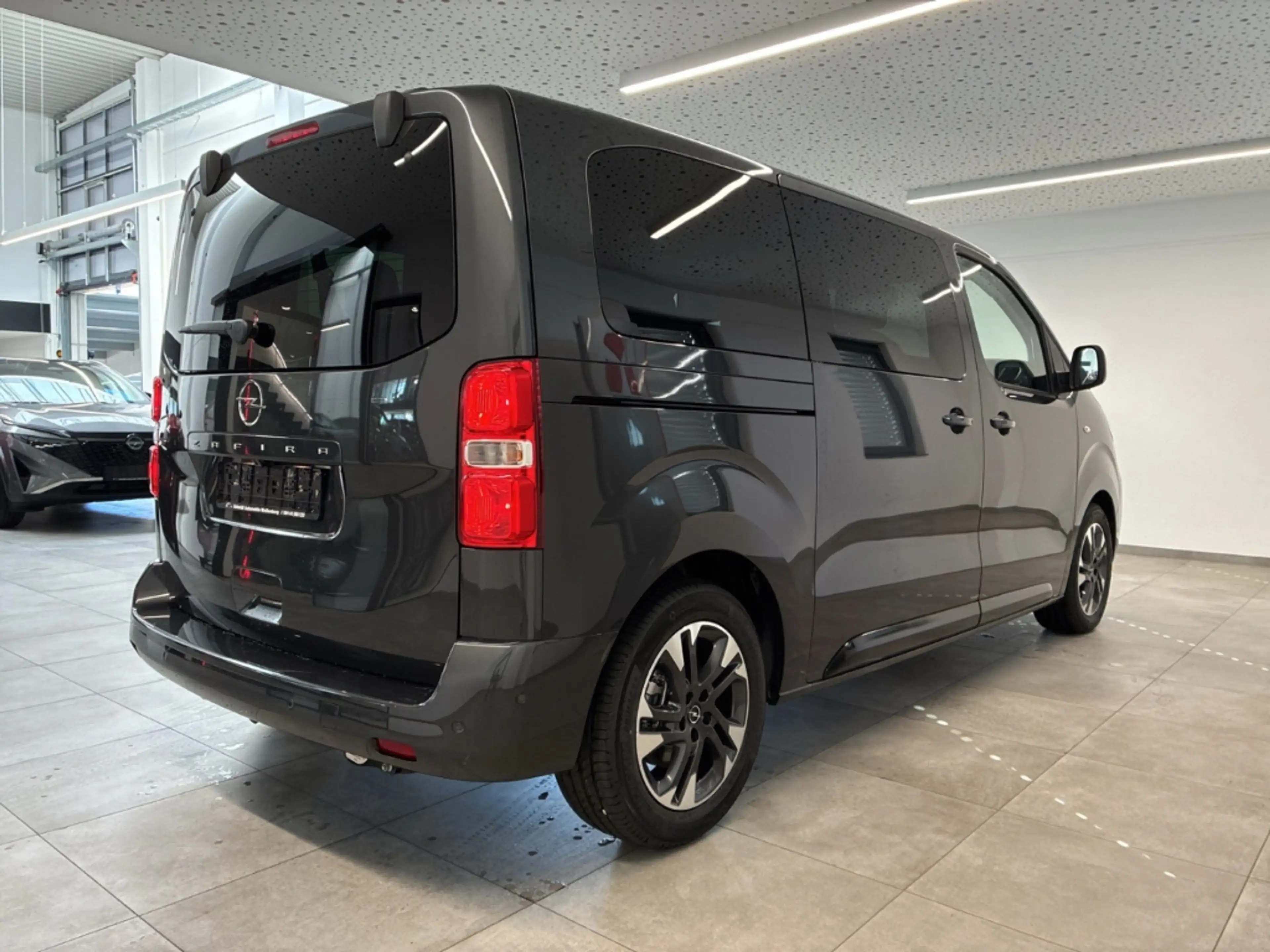 Opel Zafira Life GS 2.2 BlueHDI EAT8 AHK Pano 2x e.Schiebetüren — photo 4