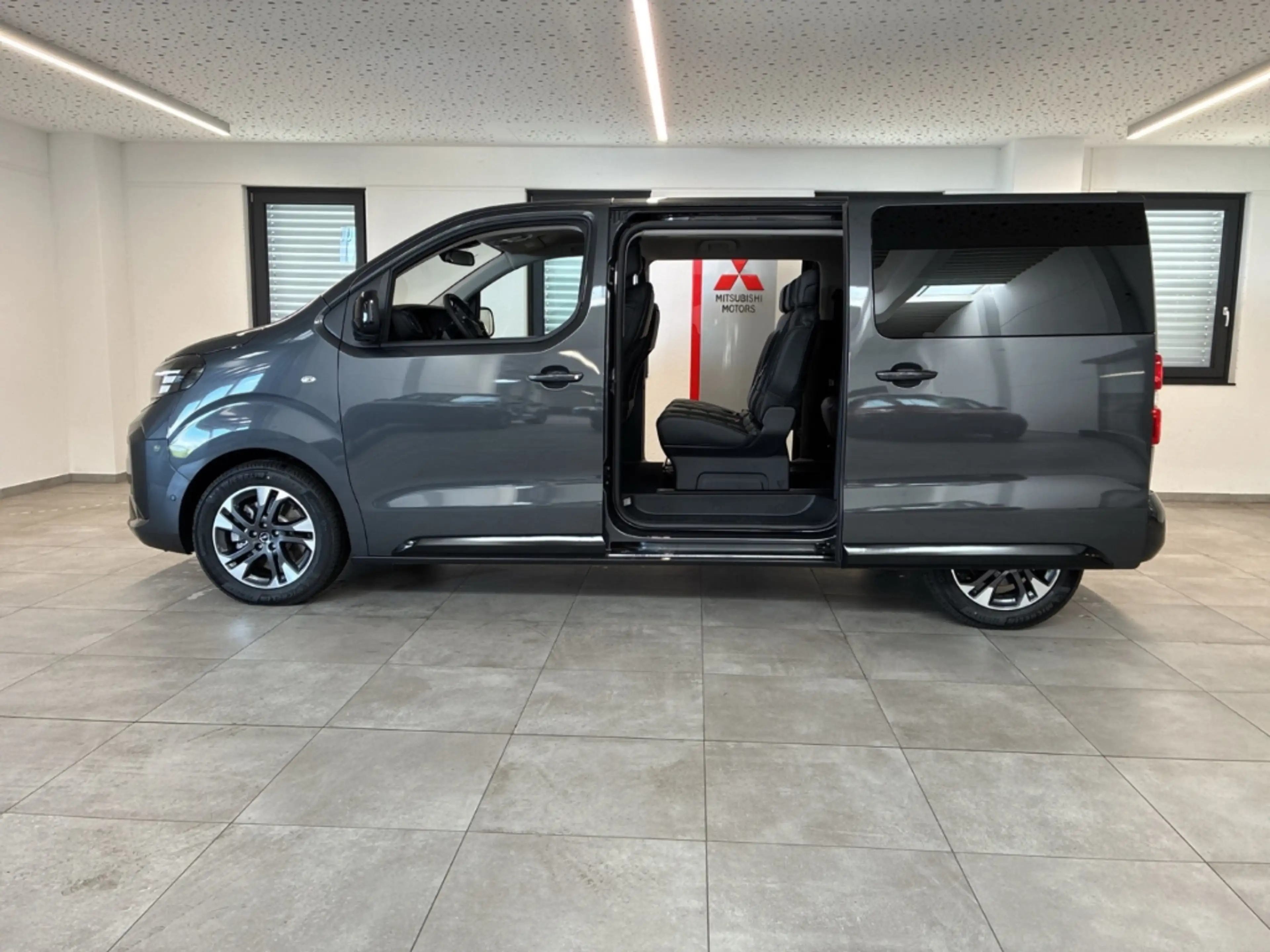 Opel Zafira Life GS 2.2 BlueHDI EAT8 AHK Pano 2x e.Schiebetüren — photo 7