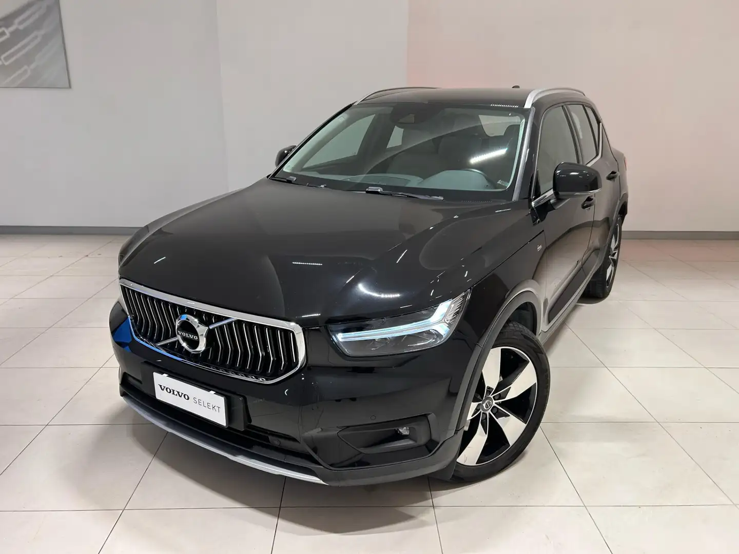 Volvo XC40 D3 Geartronic Inscription Nero - 1